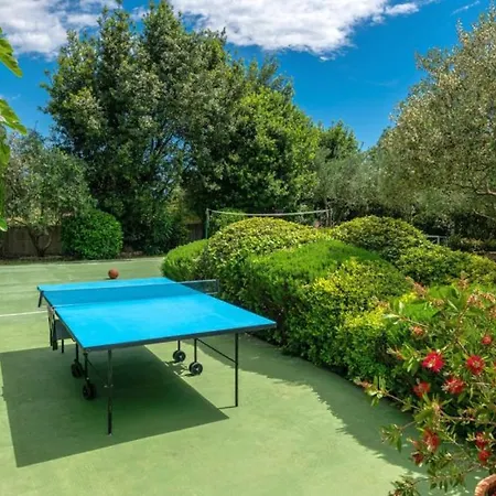 Villa House Arkulin By Guide *