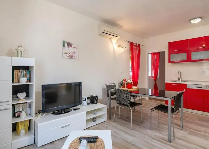 Villa House Arkulin By Guide Gruda