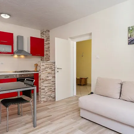 Villa House Arkulin By Guide *