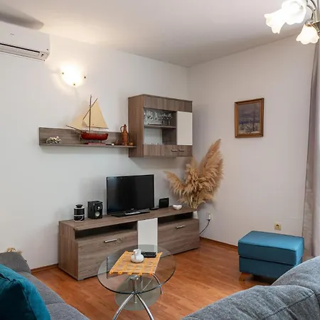 Villa House Arkulin By Guide Gruda
