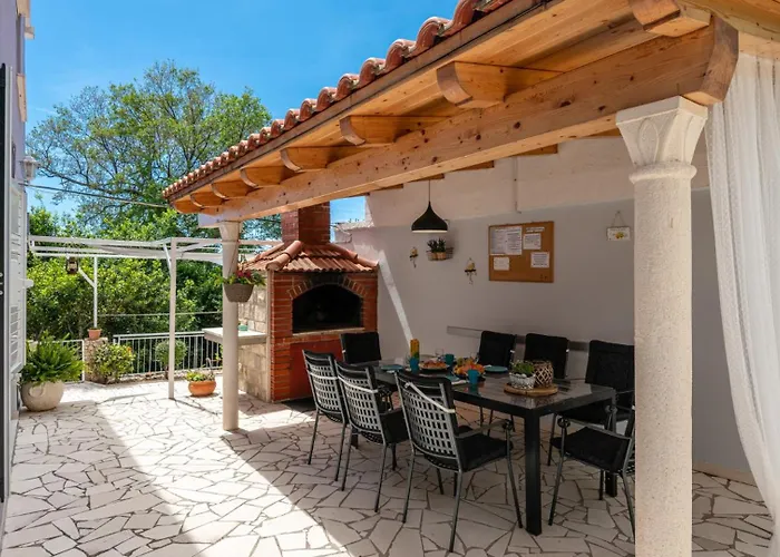 Villa House Arkulin By Guide Gruda