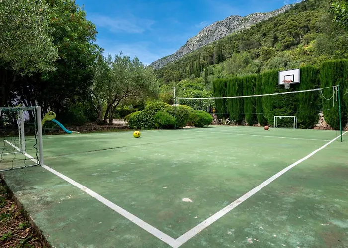 Villa House Arkulin By Guide